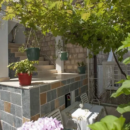 Apartments Peda 斯韦蒂·斯特凡 外观 照片