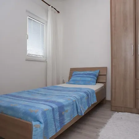 Apartments Peda 斯韦蒂·斯特凡 外观 照片